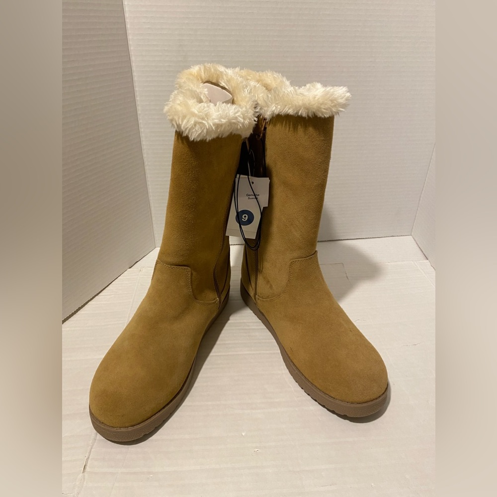 Universal Thread size 9 women’s tall tan suede winter faux fur lined boots NEW